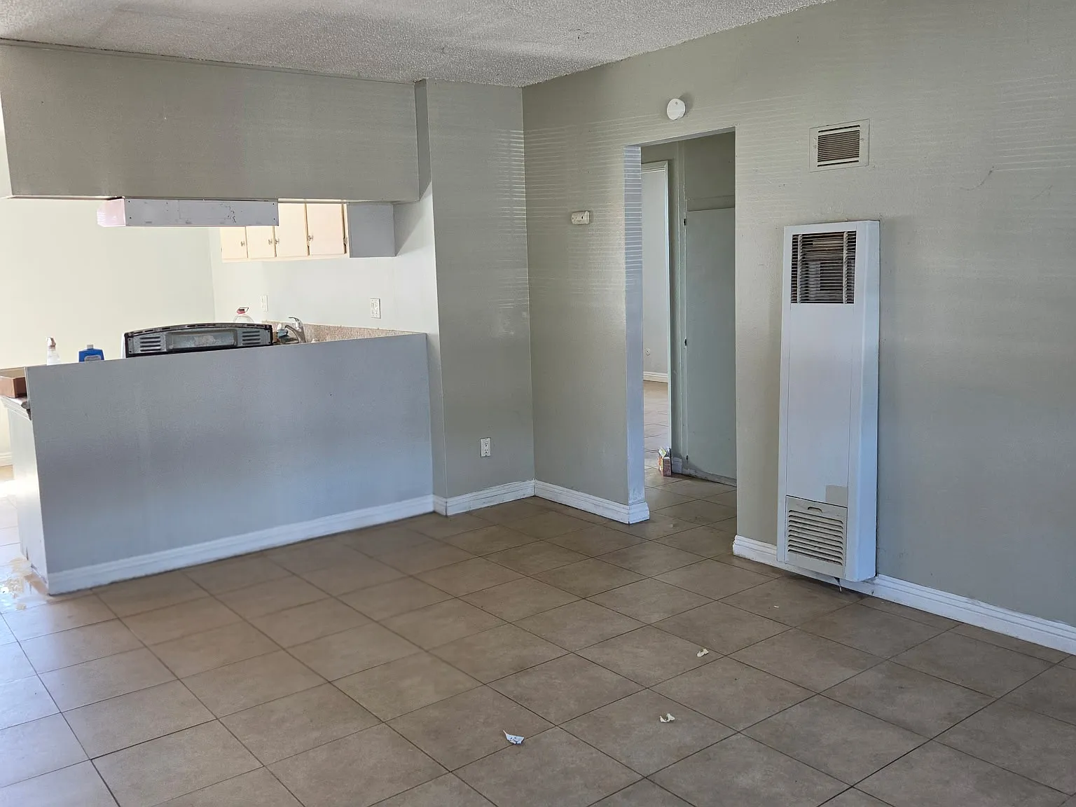 2 bed, $1,950 — Photo 3