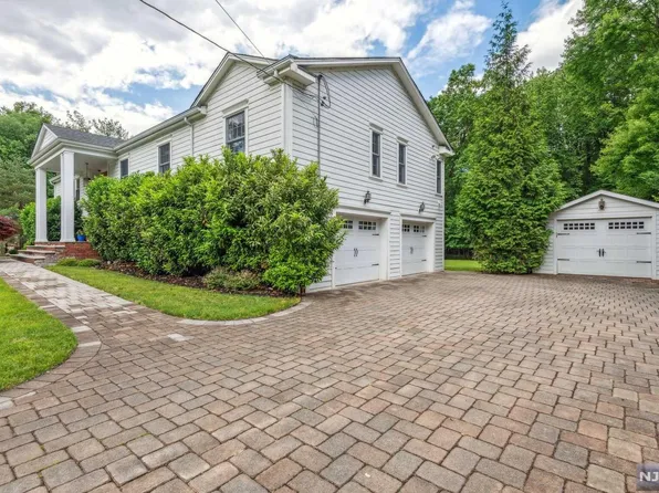 505 Herkimer Ave, Haworth, NJ 07641