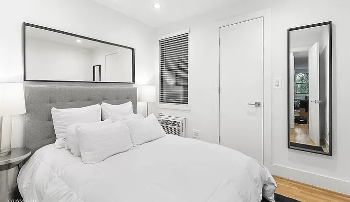 Rented by Compass | media 7