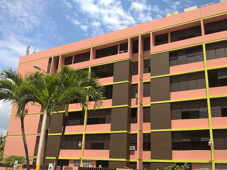 Administration Box 111, St. 35 Bloq. 24-16 Villa A — Photo 3