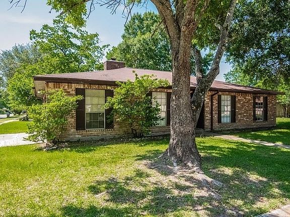4th image of 7815 Martin Wood Ln