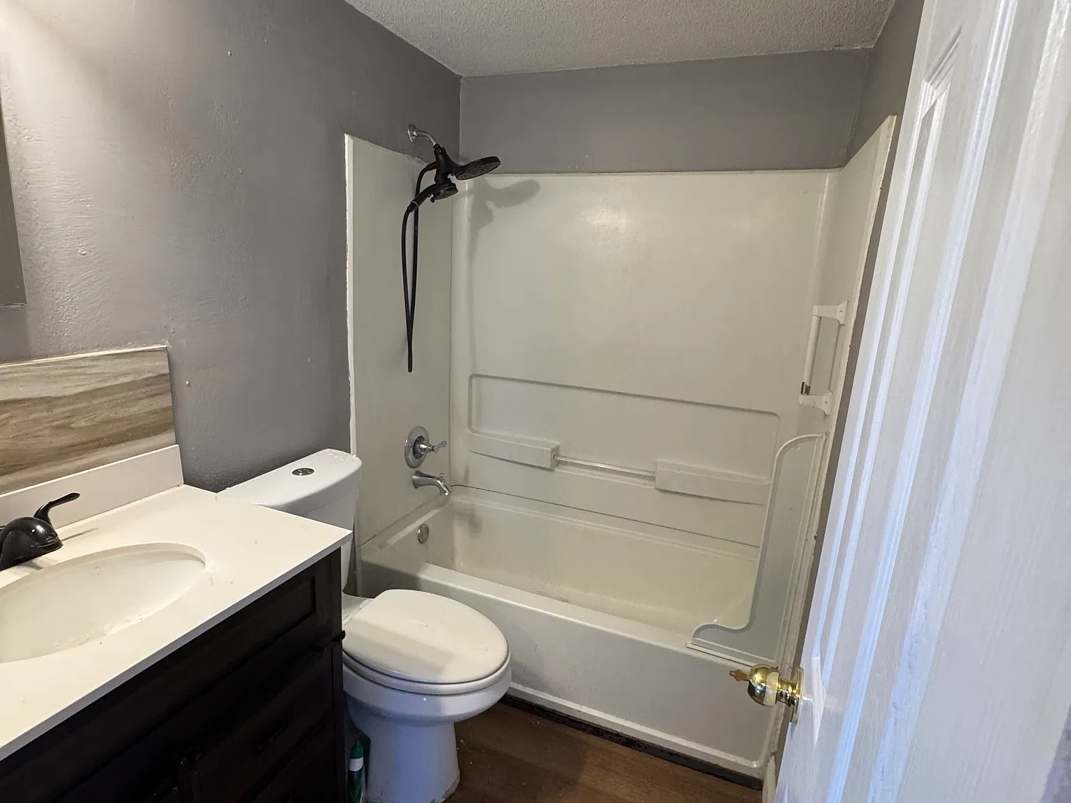 3 bed, 1132 sqft, $1,695 — Photo 3