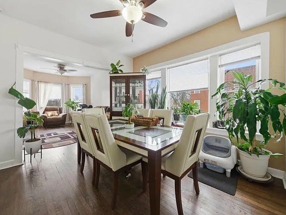 3rd image of 1059 N Central Park Ave APT 2