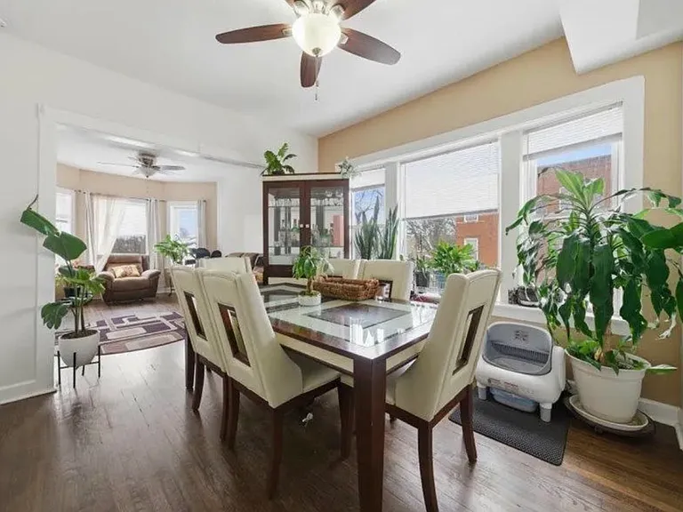 1059 N Central Park Ave #2 — Photo 3