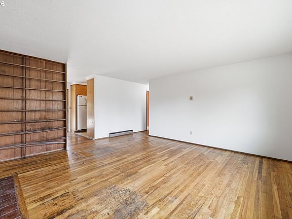 5th image of 840 Barrett Ave