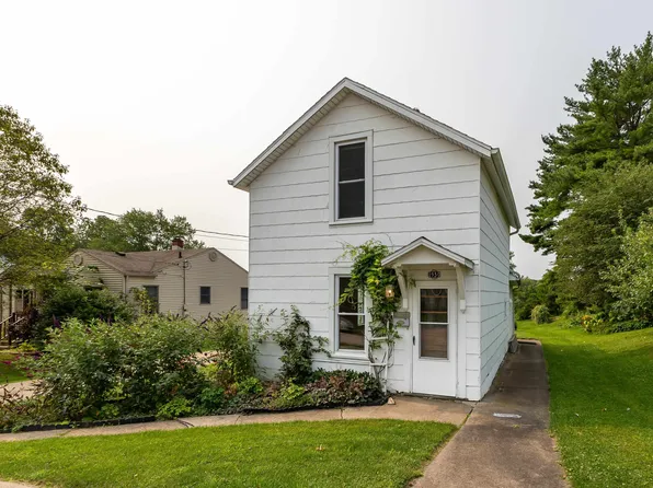 1950 Hale St, Dubuque, IA 52001