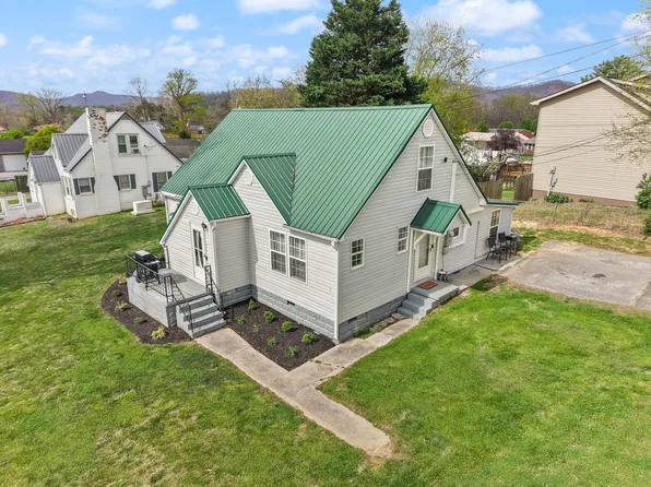 31 Cemetery Rd, Williamsburg, KY 40769