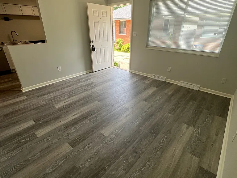 2559 & 2561 Edwin Ave #2561 — Photo 3