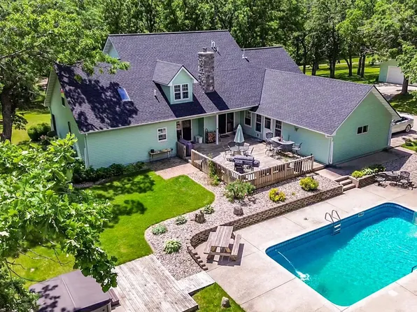 22484 Nelson Rd, Detroit Lakes, MN 56501