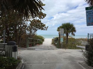 921 Harbour House Dr, Indian Rocks Beach, FL 33785