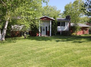 11245 E Pioneer Rd, Whitewater, WI 53190