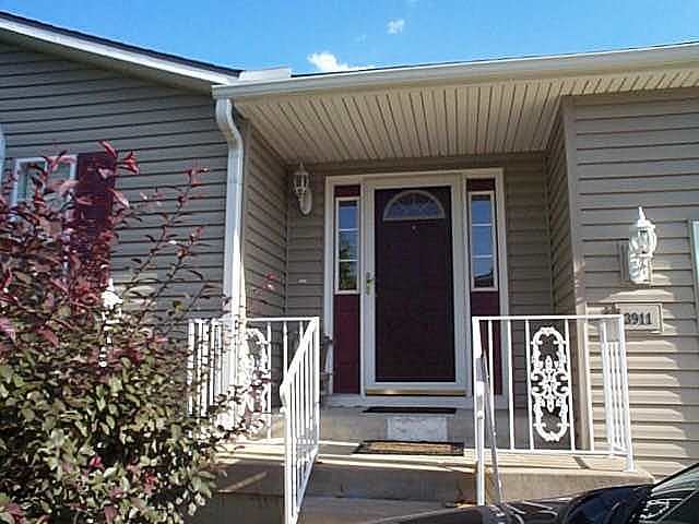 1st image of 3911 S Willis Ave #39