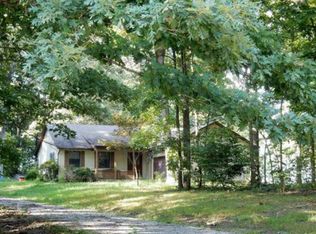 15898 E Davis Rd, Opdyke, IL 62872