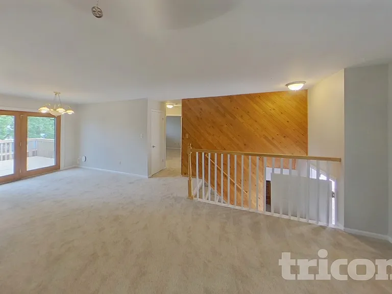 3310 Red Onion Cir — Photo 2