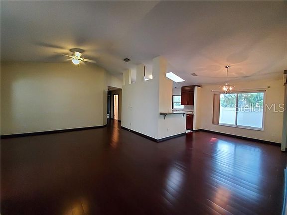 5th image of 1490 Loman Ct
