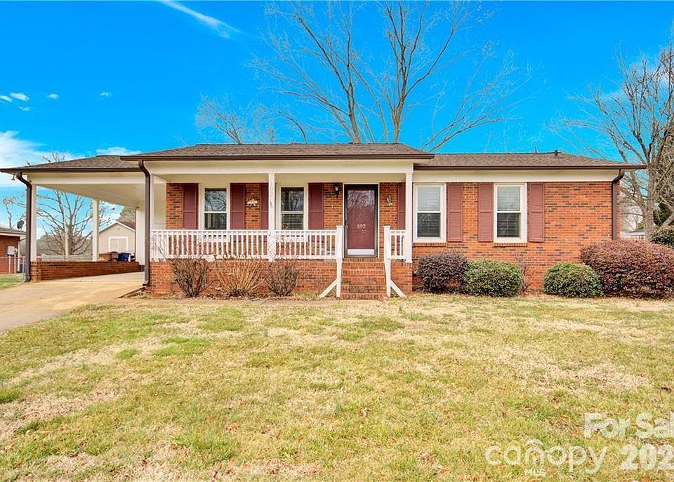 1st image of 102 Wendover Dr