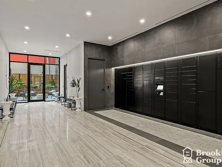 556 Baltic St #708 — Photo 15