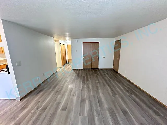2203 SE 96th Dr — Photo 3