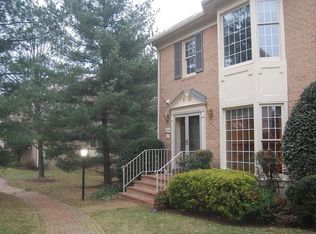 10814 Brewer House Rd, Rockville, MD 20852