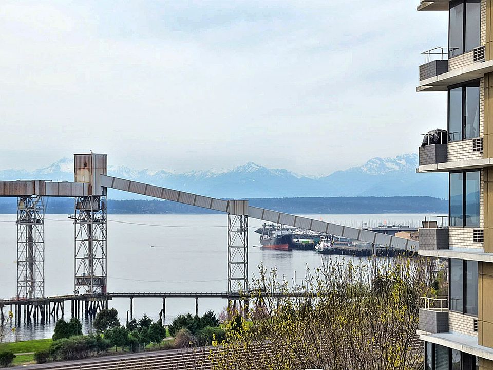 Great Views to the West and North!