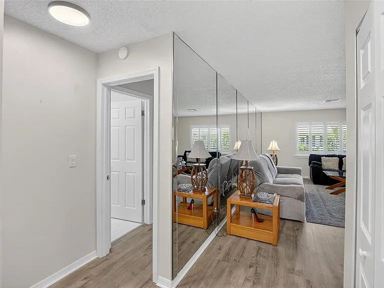 2221 Ivan Ct — Photo 18