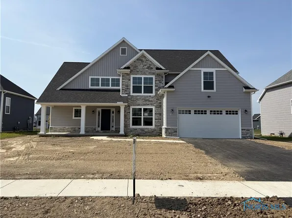12 Hawthorne Xing, Perrysburg, OH 43551