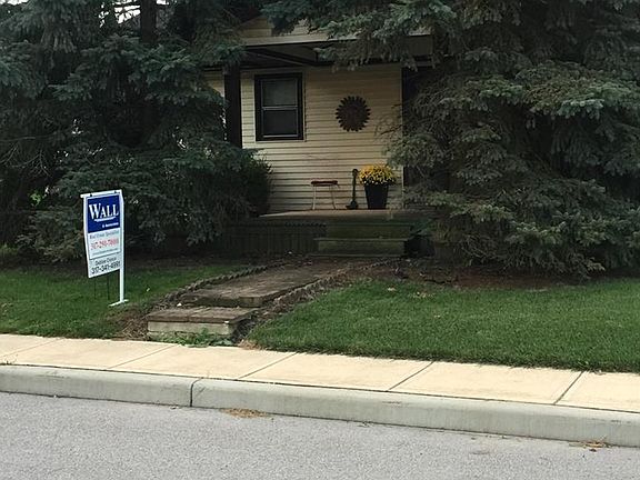 3rd image of 413 Osborne Ave