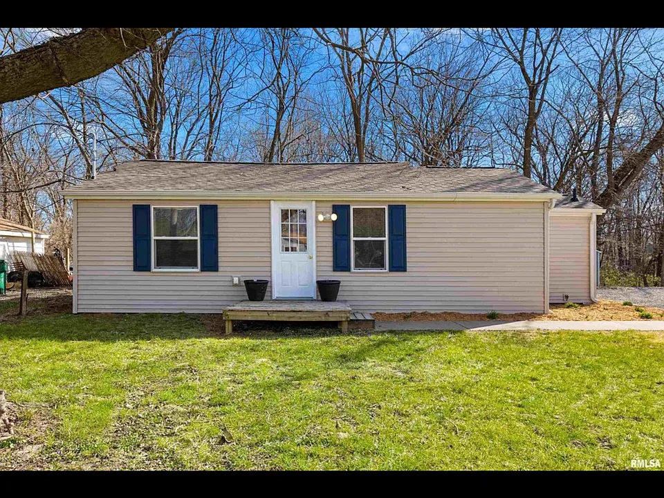 216 Belaire Ct