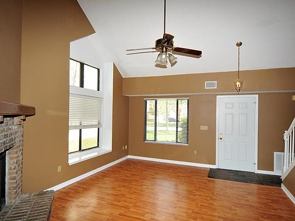 3rd image of 3801 Holston Way #1