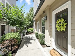 10805 NE Red Wing Way UNIT 202, Hillsboro, OR 97006