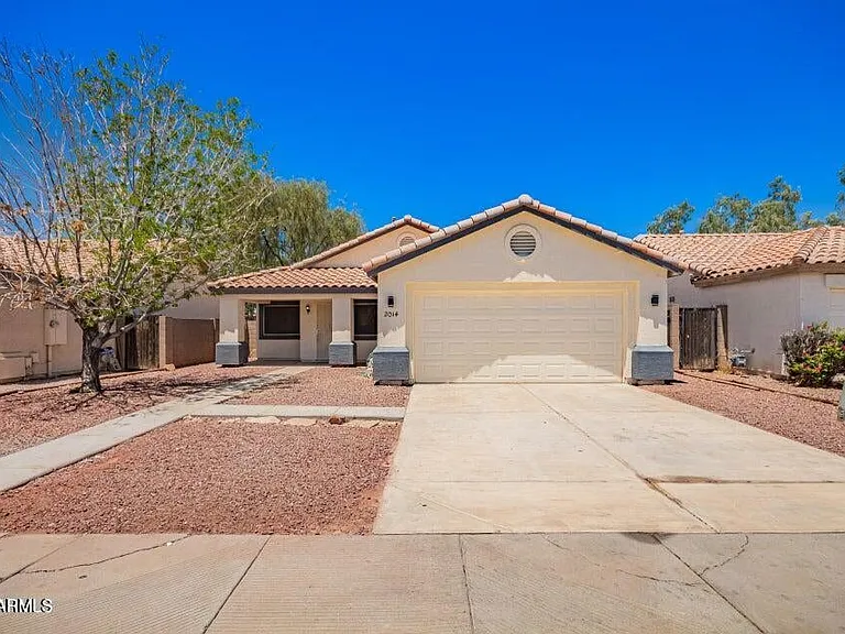 2014 N 84th Ln — Photo 1