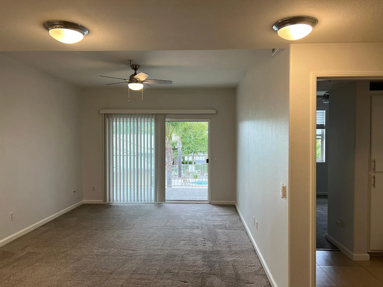 31230 Taylor Ln — Photo 3