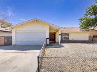 37234 51st St E, Palmdale, CA 93552