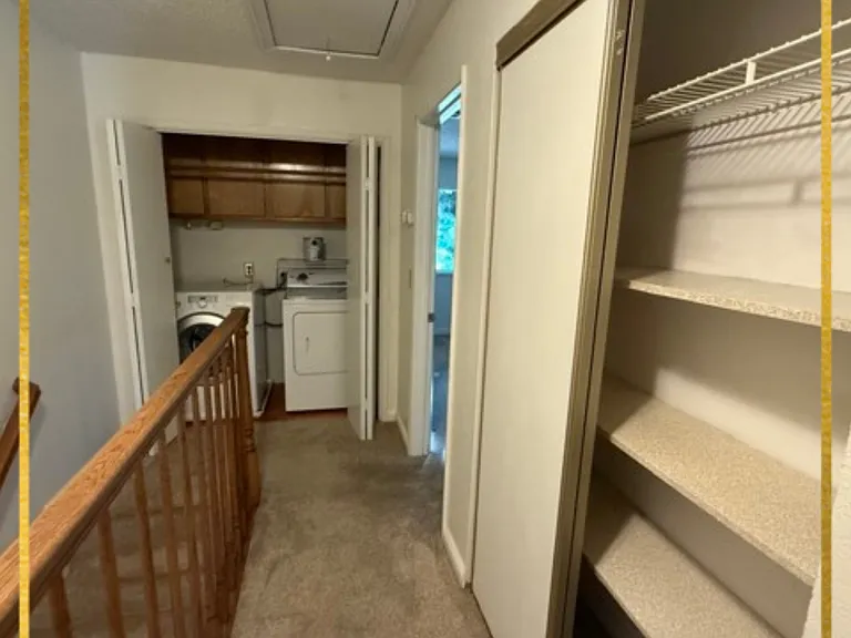 618 Lakehaven Ter — Photo 13