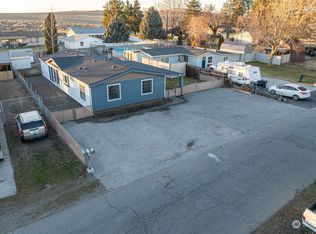 1193 N 61st Ave, West Richland, WA 99353