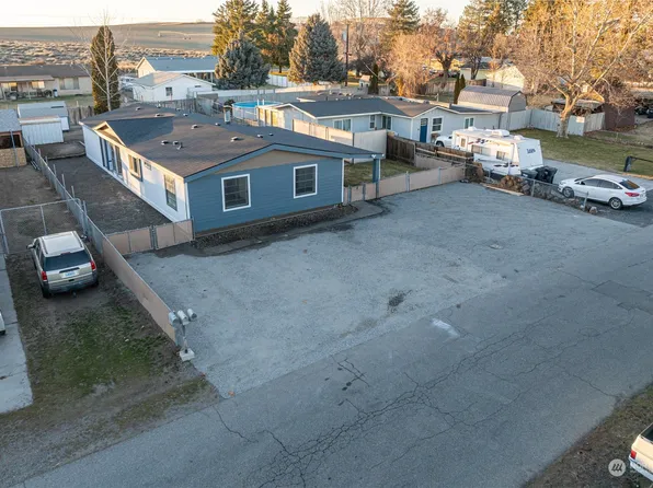 1193 N 61st Ave, West Richland, WA 99353