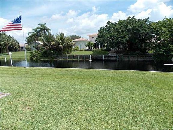 2nd image of 1907 Juno Isles Blvd