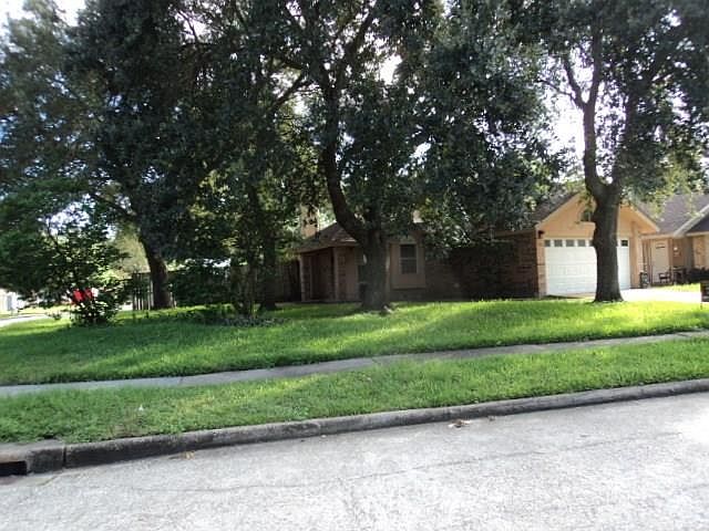 1st image of 9203 Golden Sunshine Dr