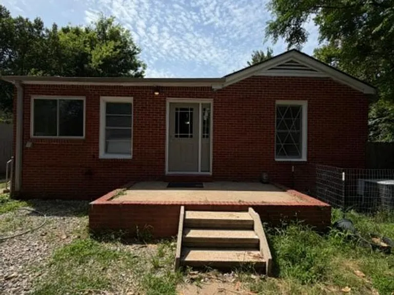 1140 Schex Dr — Photo 47