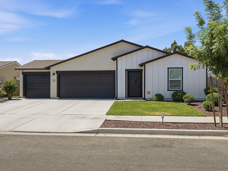 1st image of 913 E Elkhorn Avenue