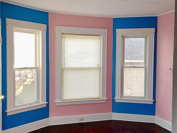3rd image of 754 Norman St #754