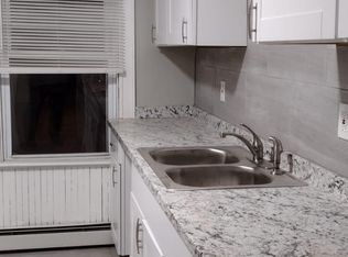 292 Burnside Ave FLOOR 2, Woonsocket, RI 02895