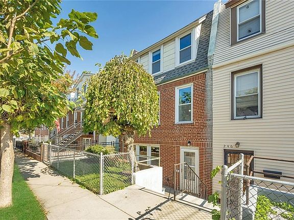 3rd image of 248 Quincy Ave