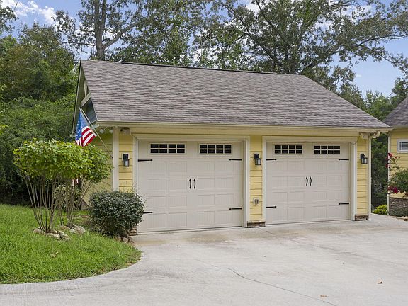 5th image of 107 Vista Dr