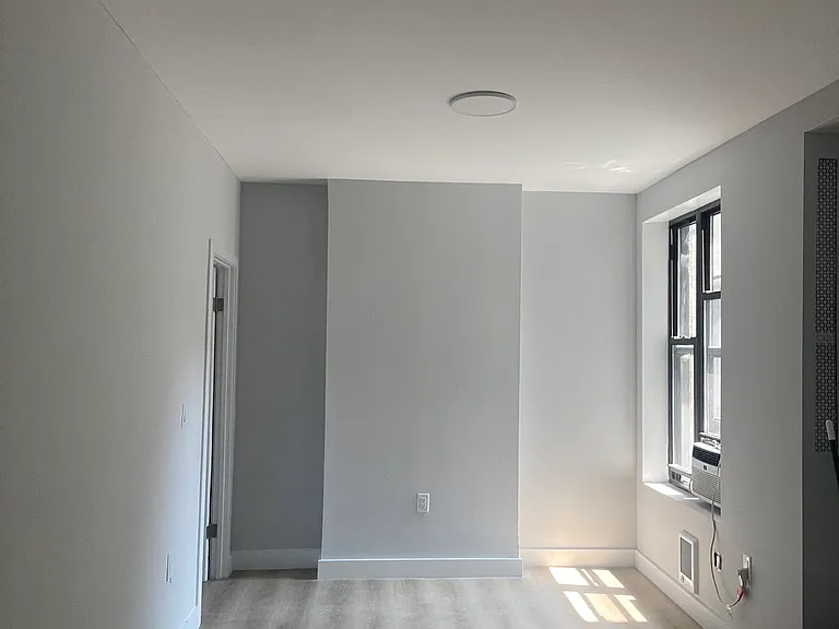 520 W 175th St #11 — Photo 2