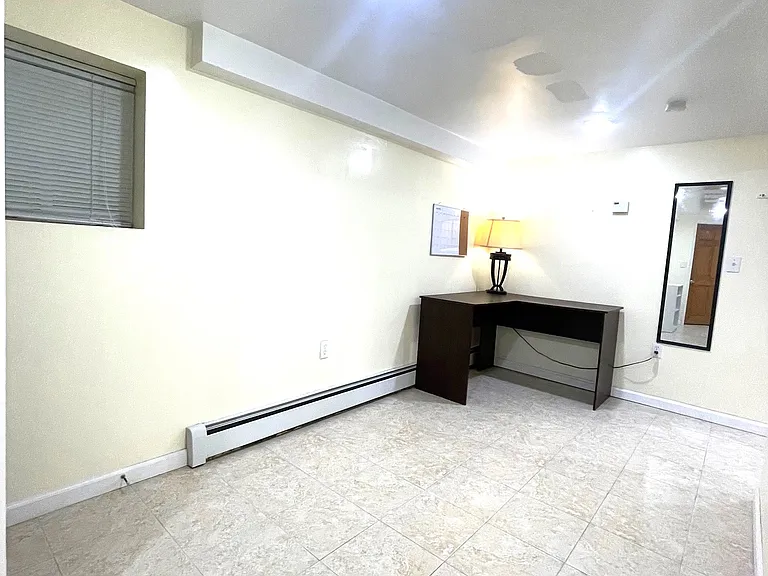 91 Garrison Ave #C — Photo 13