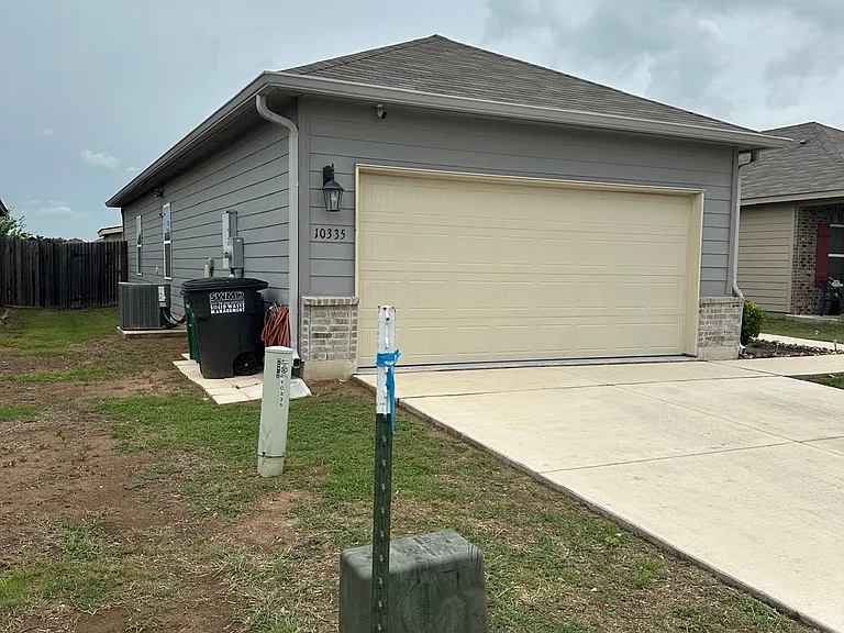10335 Big Spring Ln — Photo 2
