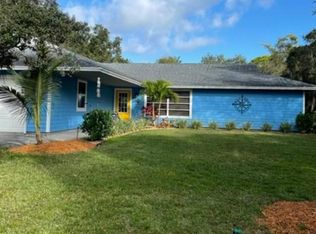 8457 SE Sharon St, Hobe Sound, FL 33455