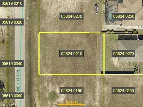 3227 NE 13th Pl, Cape Coral, FL 33909