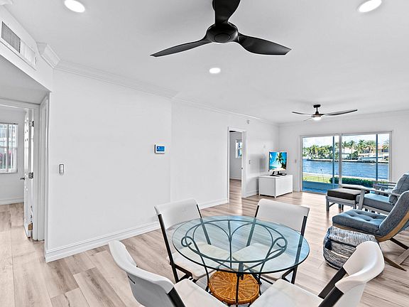 3rd image of 646 Snug Harbor Drive #H101